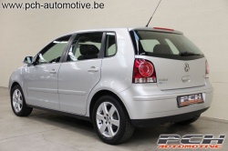 VOLKSWAGEN Polo 1.4i 16v On Tour