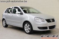 VOLKSWAGEN Polo 1.4i 16v On Tour