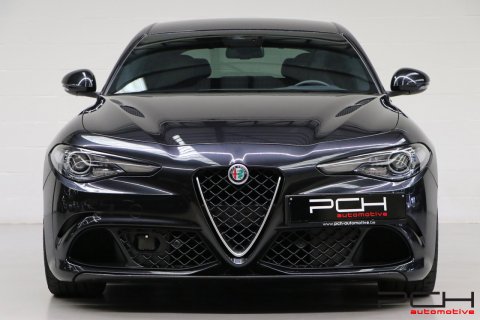 ALFA ROMEO Giulia Quadrifoglio 2.9 V6 510cv - Manual Gearbox! -