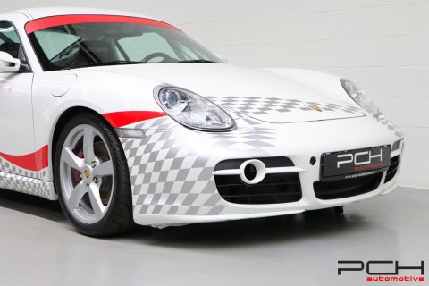 PORSCHE Cayman Cup