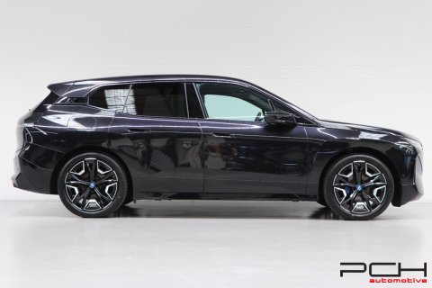 BMW iX xDrive40 340cv - Kit Sport -