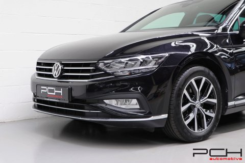 VOLKSWAGEN Passat Variant 2.0 TDi 190cv 4Motion DSG Aut. - Elegance -