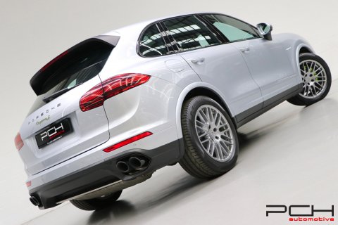 PORSCHE Cayenne S 3.0i V6 333cv e-Hybrid Tiptronic S