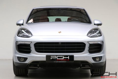 PORSCHE Cayenne S 3.0i V6 333cv e-Hybrid Tiptronic S