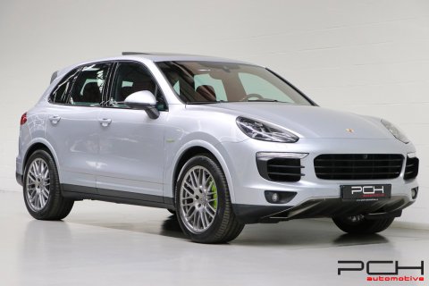 PORSCHE Cayenne S 3.0i V6 333cv e-Hybrid Tiptronic S