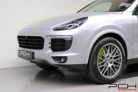 PORSCHE Cayenne S 3.0i V6 333cv e-Hybrid Tiptronic S