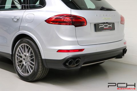 PORSCHE Cayenne S 3.0i V6 333cv e-Hybrid Tiptronic S