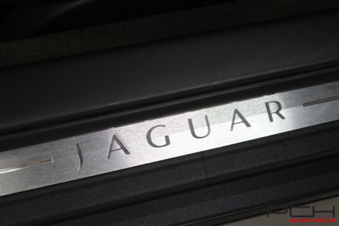 JAGUAR XKR Coupé 4.2i V8 416cv Supercharged Aut.