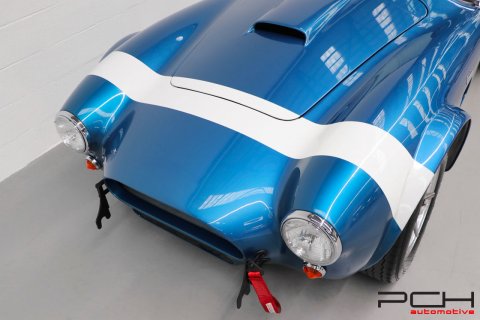 SHELBY Cobra 289 FIA