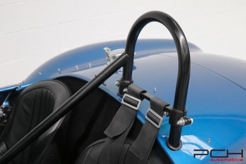 SHELBY Cobra 289 FIA