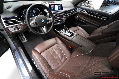 BMW M760Li xDrive V12 6.6i 610cv Aut. - FULL FULL Options ! -