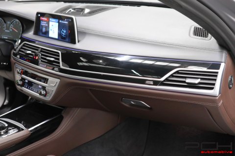 BMW M760Li xDrive V12 6.6i 610cv Aut. - FULL FULL Options ! -