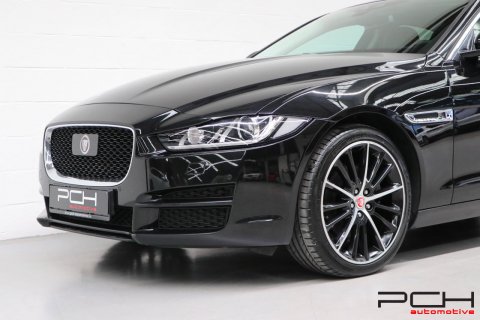 JAGUAR XE 2.0 D 180cv Aut. - Portfolio -