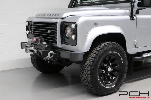 LAND ROVER Defender 110 TD4 SE - 7 PLACES UTILITAIRE! - FULL PREPARE !