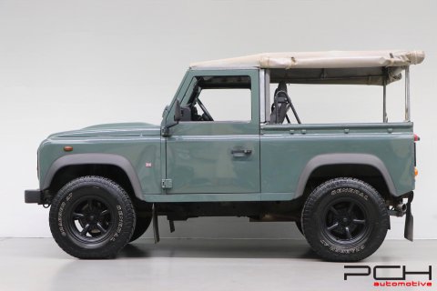 LAND ROVER Defender 90 TD4 122cv - Cabriolet -