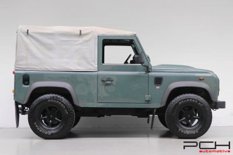 LAND ROVER Defender 90 TD4 122cv - Cabriolet -