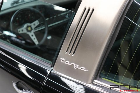 PORSCHE 911 2.4 E Targa