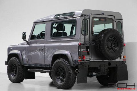 LAND ROVER Defender 90 TD4 122cv - UTILITAIRE 2 PLACES -