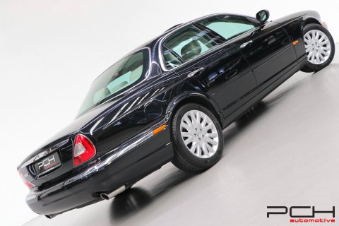 JAGUAR XJ8 4.2i V8 298cv Aut.