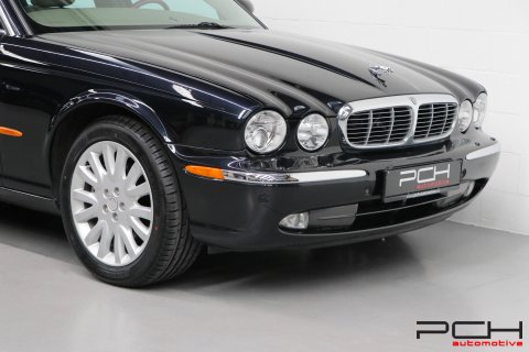 JAGUAR XJ8 4.2i V8 298cv Aut.