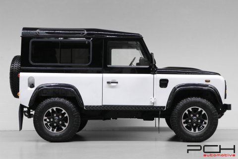 LAND ROVER Defender 90 TD4 122cv - INT. & EXT. NEW ! - UNIQUE -