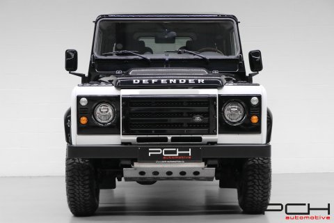 LAND ROVER Defender 90 TD4 122cv - INT. & EXT. NEW ! - UNIQUE -