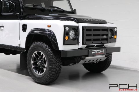 LAND ROVER Defender 90 TD4 122cv - INT. & EXT. NEW ! - UNIQUE -