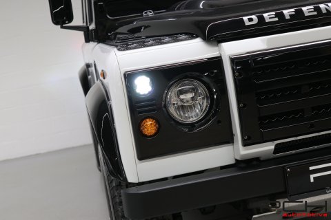 LAND ROVER Defender 90 TD4 122cv - INT. & EXT. NEW ! - UNIQUE -