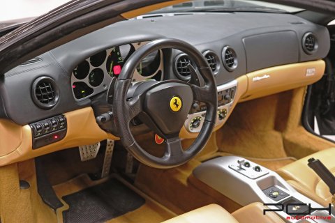 FERRARI 360 Modena 3.6i V8 400cv - Boîte F1 -