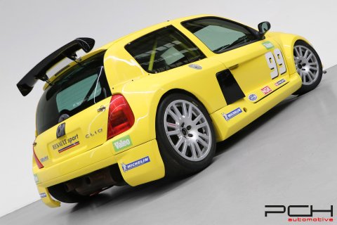 RENAULT Clio V6 Trophy MK1