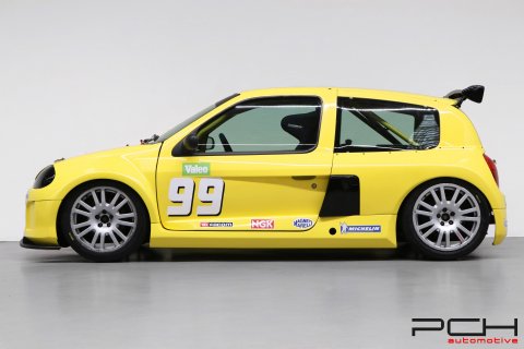 RENAULT Clio V6 Trophy MK1