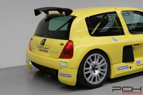 RENAULT Clio V6 Trophy MK1