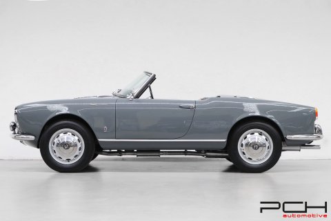 ALFA ROMEO Giulietta Spider Veloce 750 F + Hard-Top 1957 - Fully Restored ! -