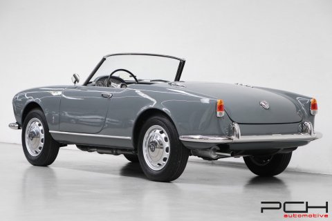 ALFA ROMEO Giulietta Spider Veloce 750 F + Hard-Top 1957 - Fully Restored ! -