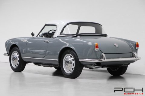 ALFA ROMEO Giulietta Spider Veloce 750 F + Hard-Top 1957 - Fully Restored ! -