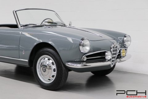 ALFA ROMEO Giulietta Spider Veloce 750 F + Hard-Top 1957 - Fully Restored ! -