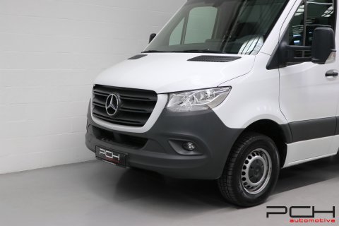 MERCEDES-BENZ Sprinter 317 CDI 163cv Aut. - Caisse Frigo + Lift -