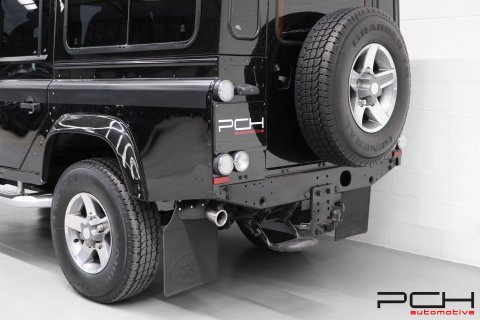 LAND ROVER Defender 110 TD4 2.4 Turbo 122cv - SVX 