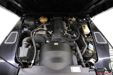 LAND ROVER Defender 110 TD4 2.4 Turbo 122cv - SVX 