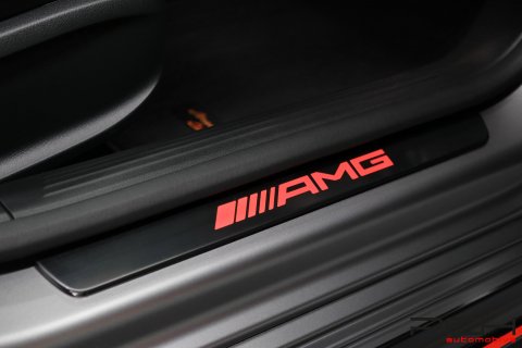 MERCEDES-BENZ A 45 AMG S 4-Matic+ 421cv - Street Style Edition - FULL OPTIONS !!!