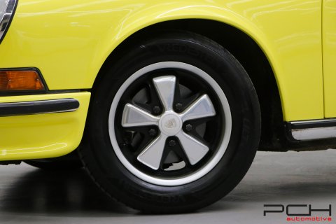 PORSCHE 911 2.4 T