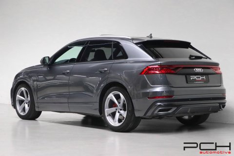 AUDI Q8 50 TDi 3.0 V6 286cv Quattro S-Line Tiptronic
