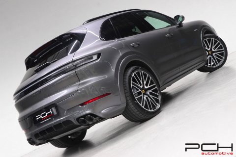 PORSCHE Cayenne S 3.0 Turbo V6 E-Hybrid 519cv - Pack Sport Design -