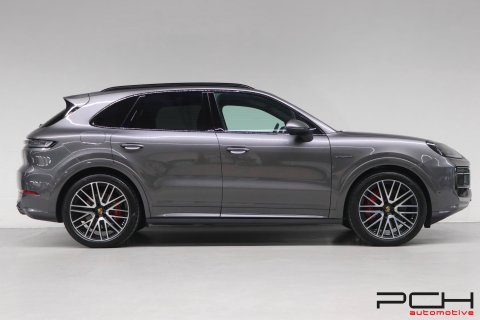 PORSCHE Cayenne S 3.0 Turbo V6 E-Hybrid 519cv - Pack Sport Design -