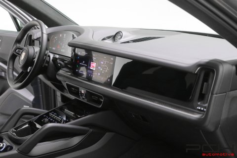 PORSCHE Cayenne S 3.0 Turbo V6 E-Hybrid 519cv - Pack Sport Design -