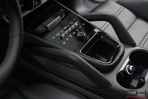 PORSCHE Cayenne S 3.0 Turbo V6 E-Hybrid 519cv - Pack Sport Design -