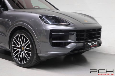 PORSCHE Cayenne S 3.0 Turbo V6 E-Hybrid 519cv - Pack Sport Design -