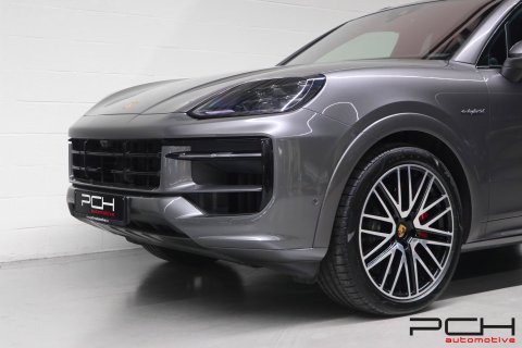 PORSCHE Cayenne S 3.0 Turbo V6 E-Hybrid 519cv - Pack Sport Design -