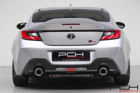 TOYOTA GR86 2.4i Boxer 234cv - Boîte manuelle -