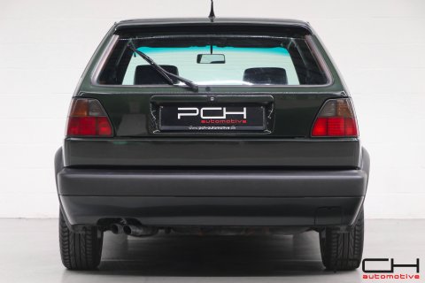 VOLKSWAGEN Golf GTI 16v 1.8 139cv + Toit Ouvrant - Fully Restored ! -